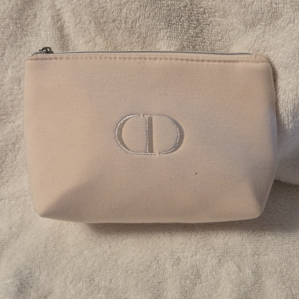 NWOB Dior Pouch Brand new - Picture 2 of 6